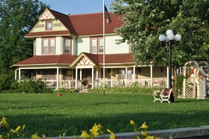 “Whisper Rock Victorian Dreams Vacation Home” didn’t always look like the showplace it is today. Owners, Jim Magrone and Lynn Owen did extensive restoration with help from their Woodmaster Molder/Planer.